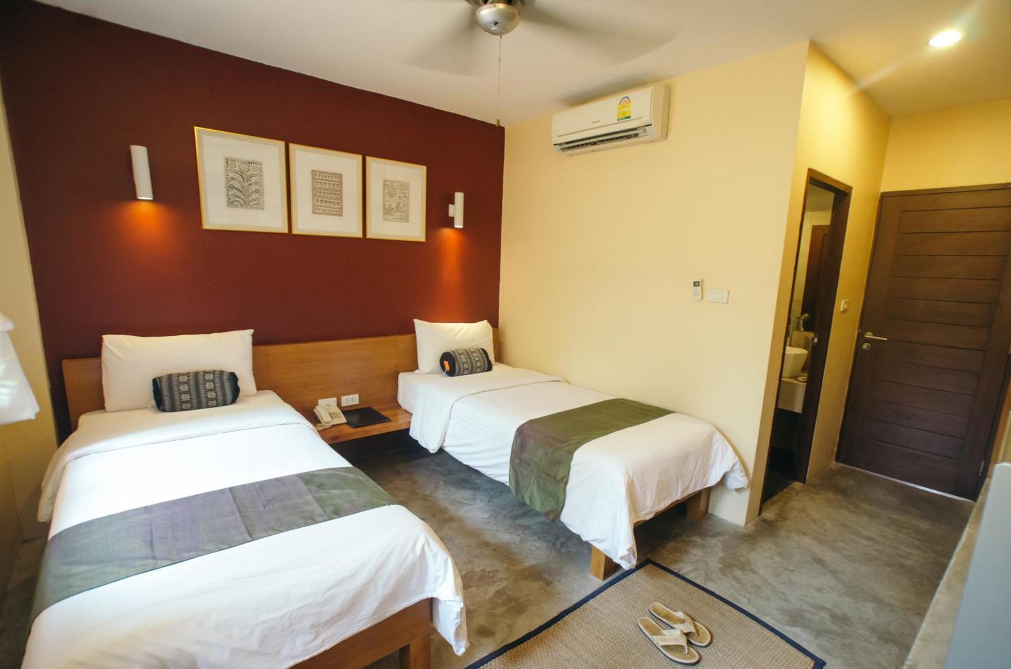 Lilu Pai Hotel Ngoại thất bức ảnh