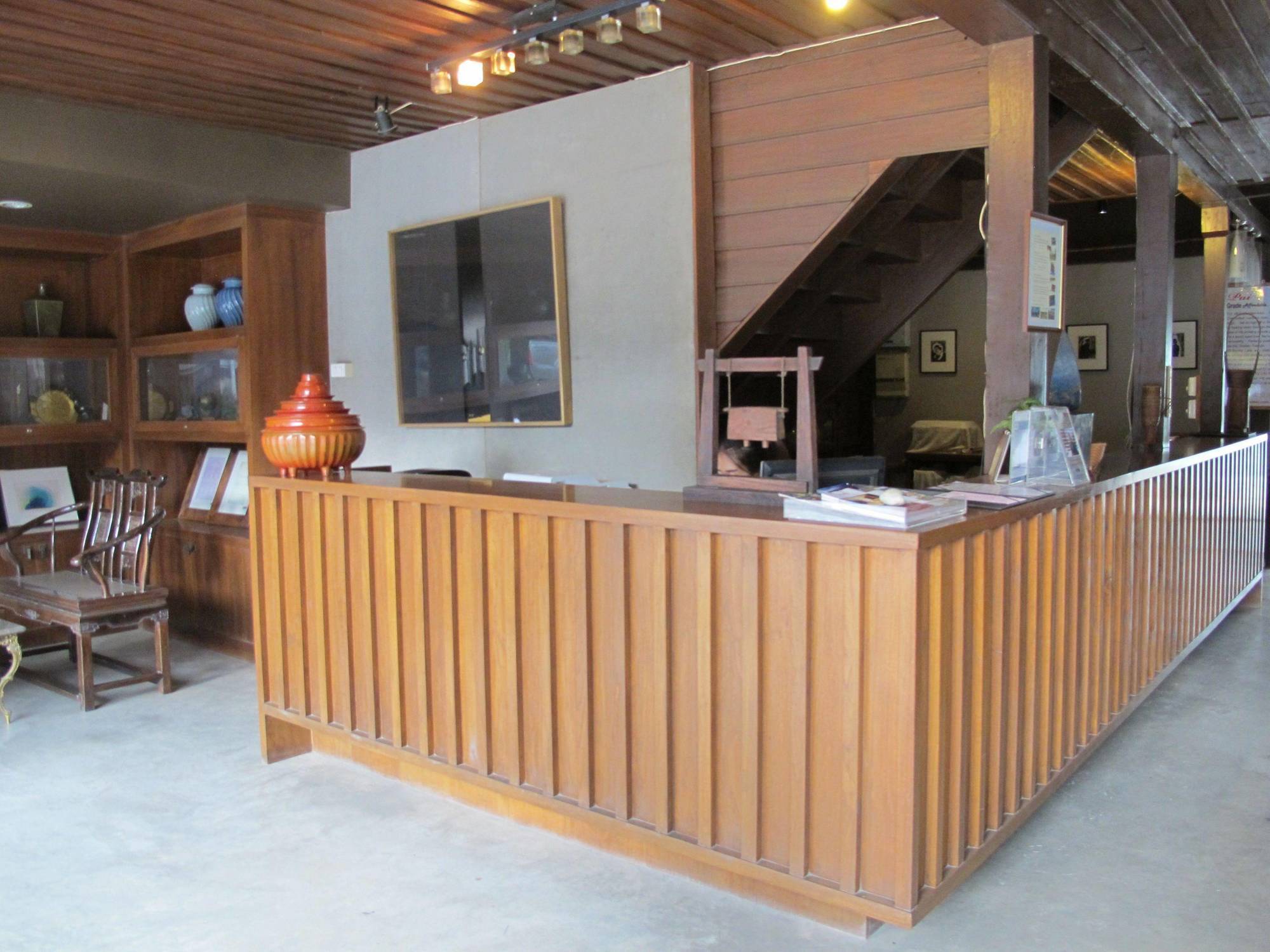 Lilu Pai Hotel Ngoại thất bức ảnh