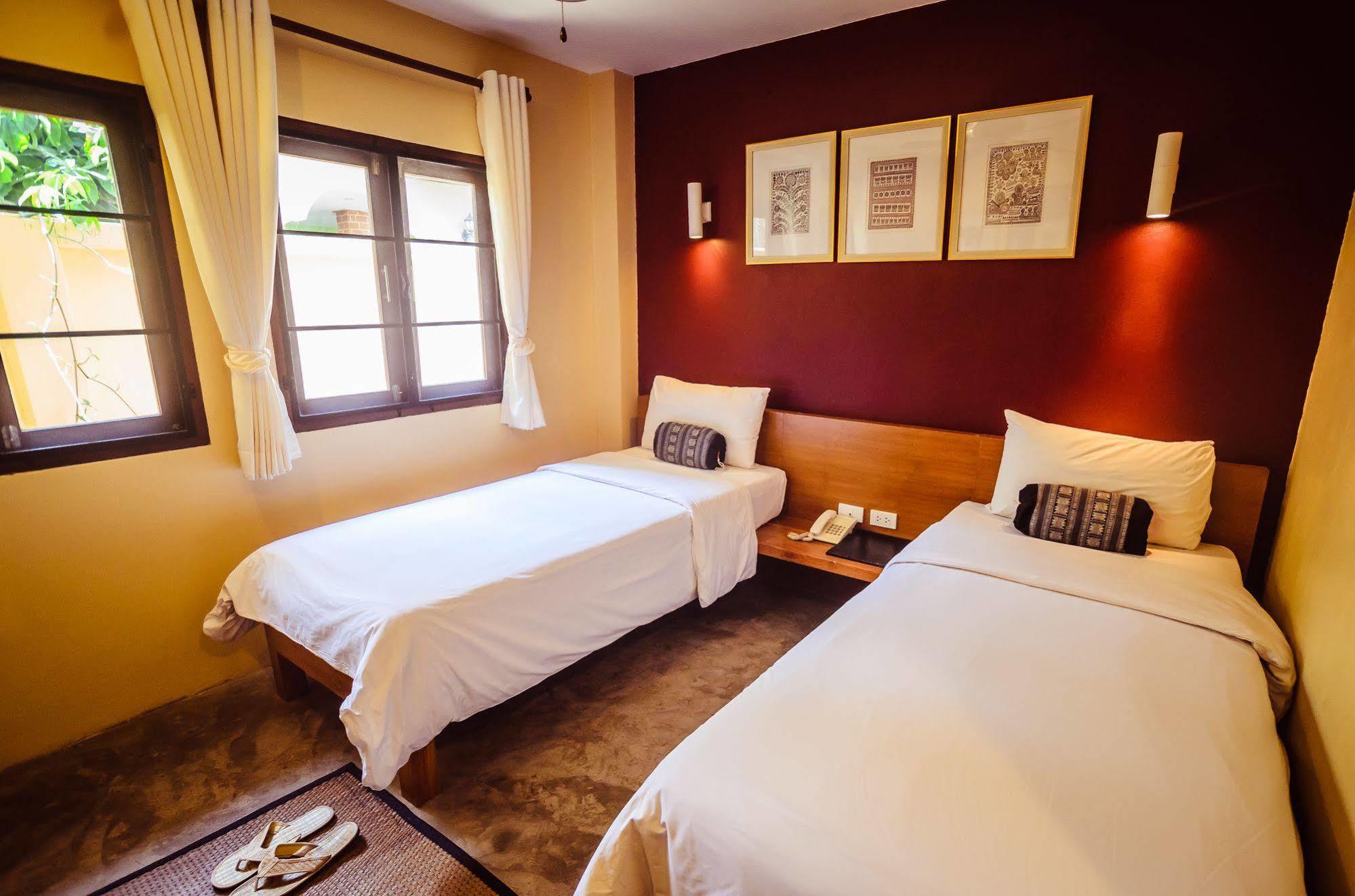 Lilu Pai Hotel Ngoại thất bức ảnh